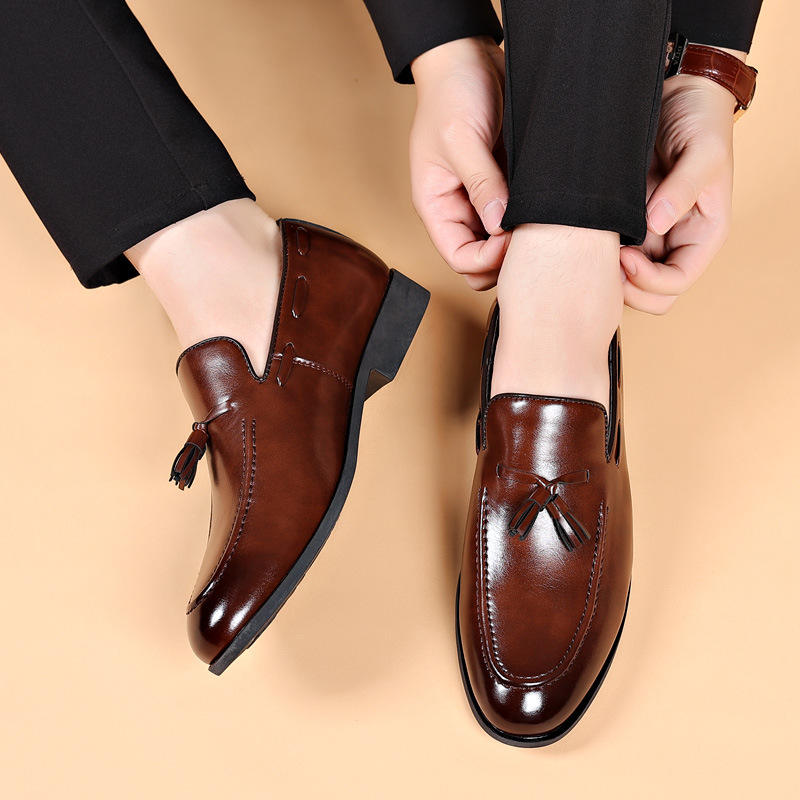 2026 Men's Casual Business Oxford Style Leather PU Summer Weddings Popular Luxury Slip On Sneakers Formal Business Dress Shoes  85$